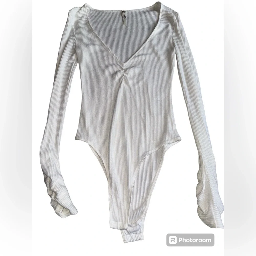 Intimately Free People Cozy Up With Me Ribbed Deep V Neck Bodysuit Ivory M